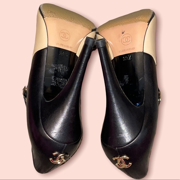 Chanel Black and Beige Mary Jane’s CC Back Logo - Picture 6 of 11